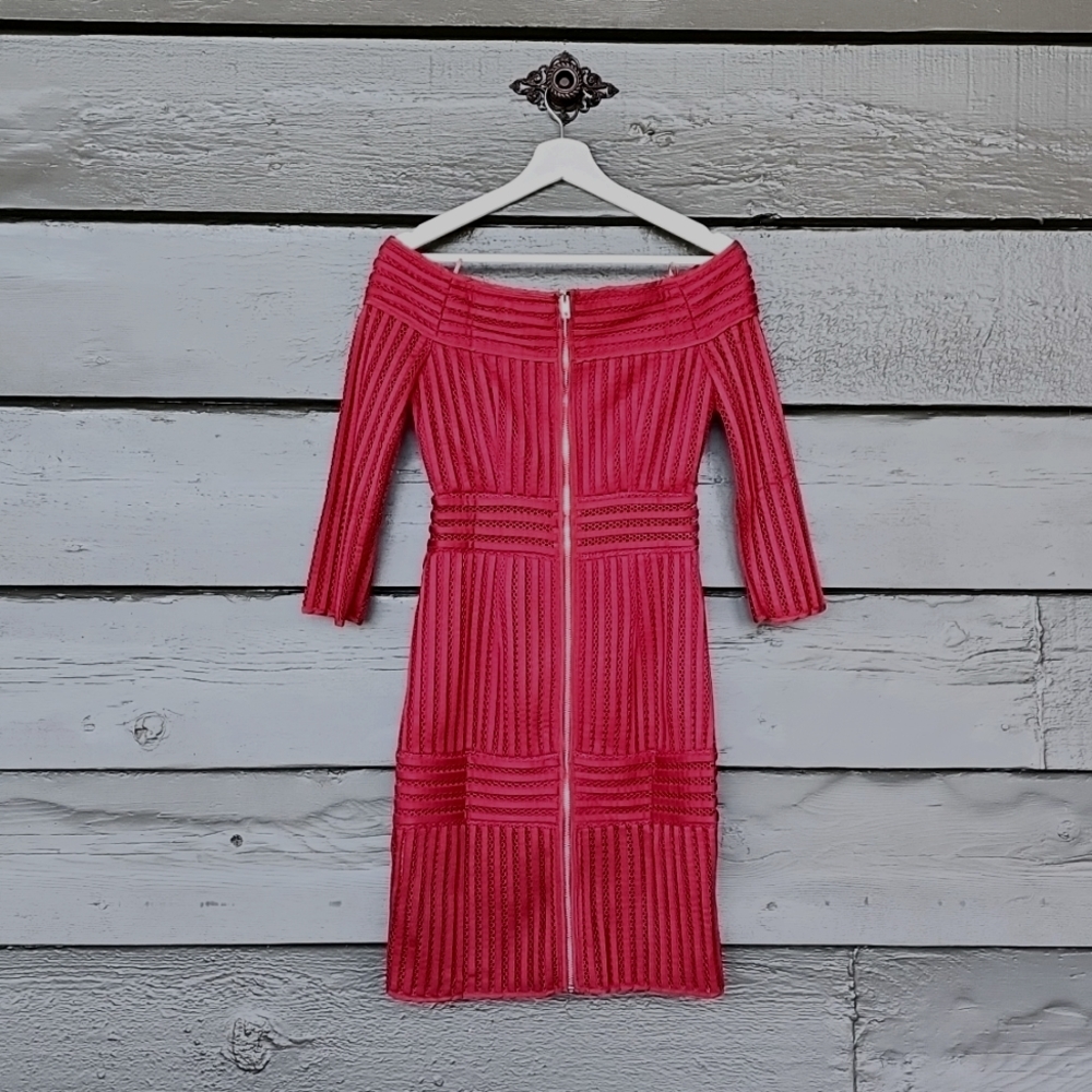 ENDLESS ROSE Dress - Picture 5 of 9